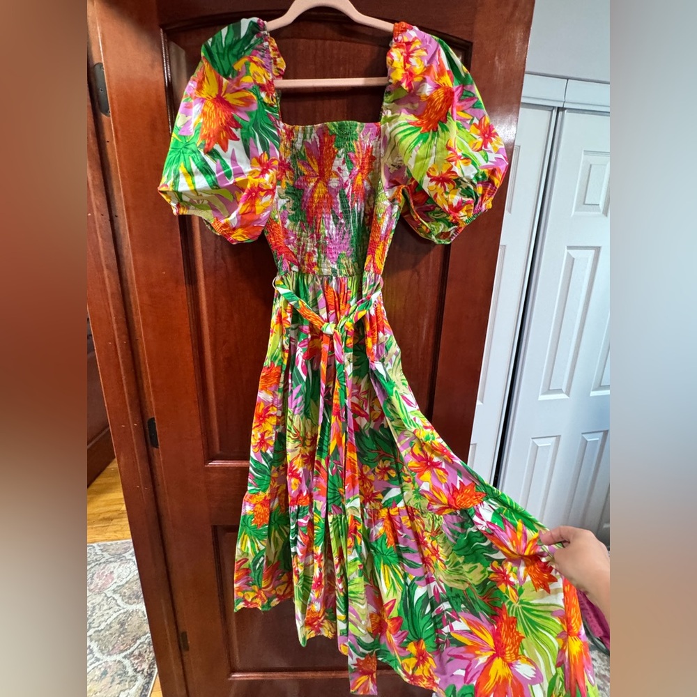 Flying Tomato Multicolor Floral Puff-Sleeve Midi Dress in Green